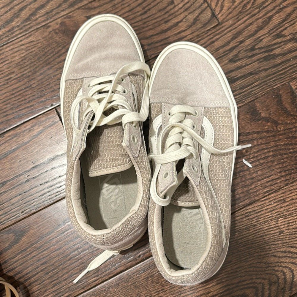 vans